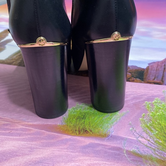 🖤Michael Kors Janice Leather Tall Boots in black color. - Picture 12 of 15